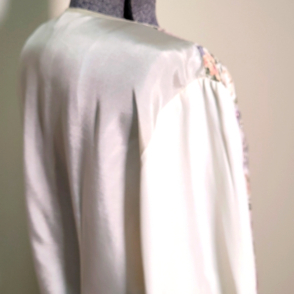 Vintage Foral Vest Attatched to Cropped Tshirt Size Medium Large - Picture 9 of 11